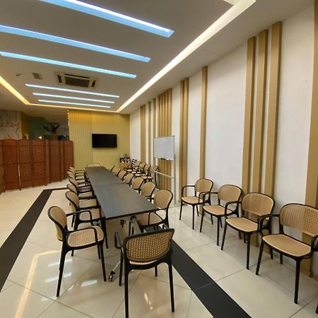 Bangi Business Hotel Kampong Sungai Ramal Dalam Ngoại thất bức ảnh
