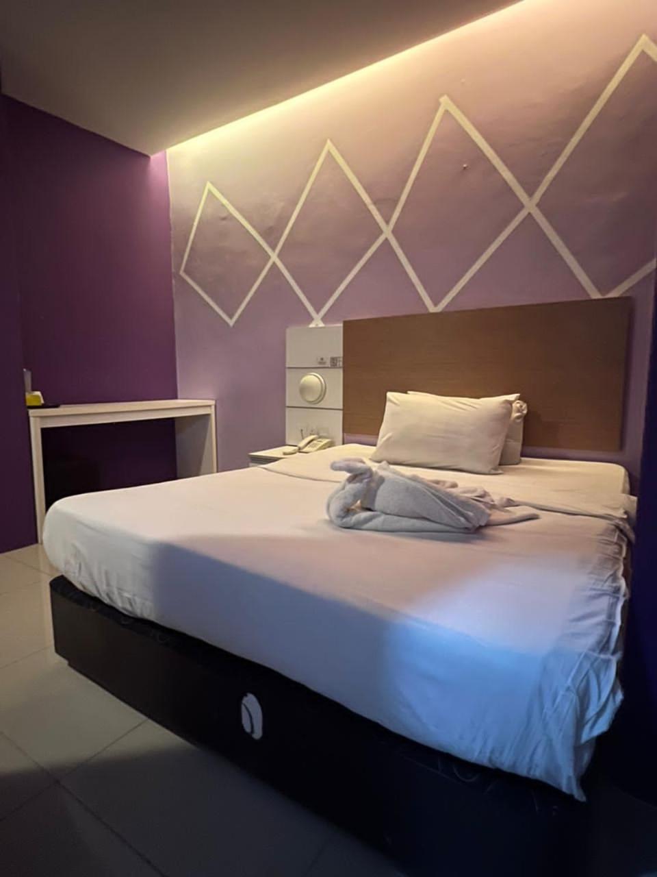 Bangi Business Hotel Kampong Sungai Ramal Dalam Ngoại thất bức ảnh
