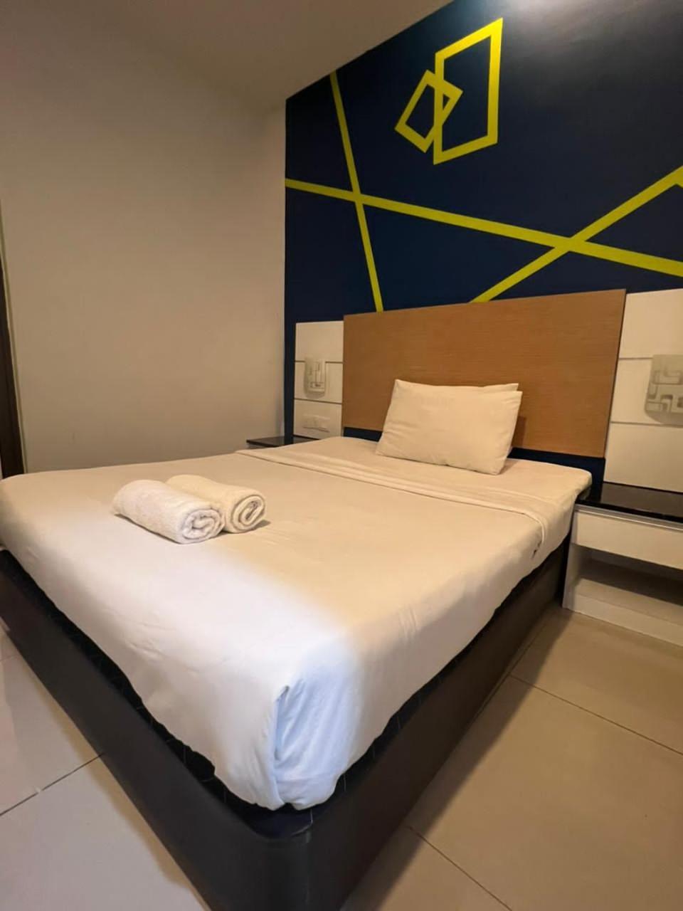 Bangi Business Hotel Kampong Sungai Ramal Dalam Ngoại thất bức ảnh