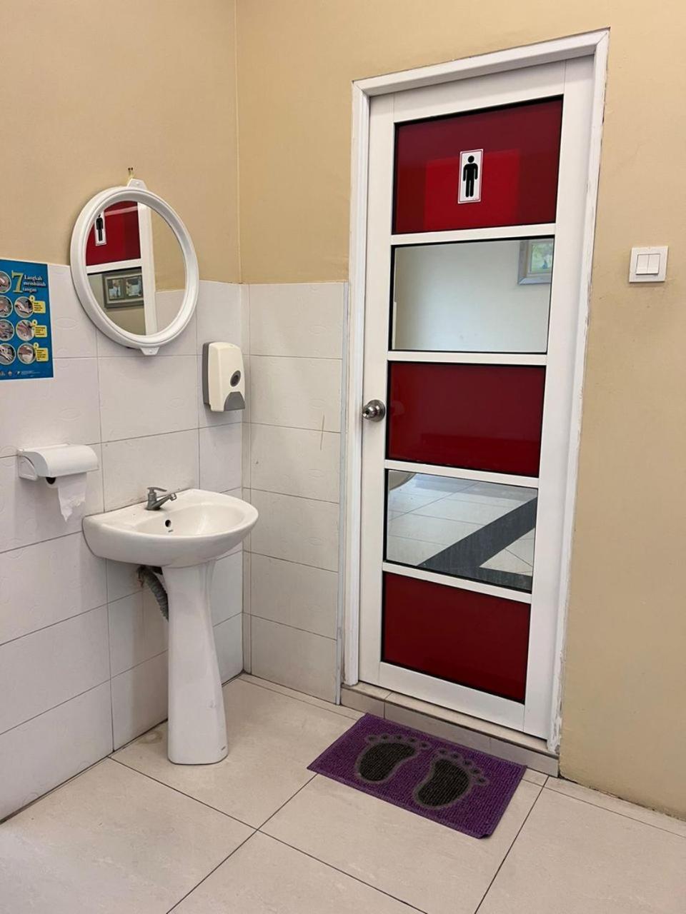 Bangi Business Hotel Kampong Sungai Ramal Dalam Ngoại thất bức ảnh