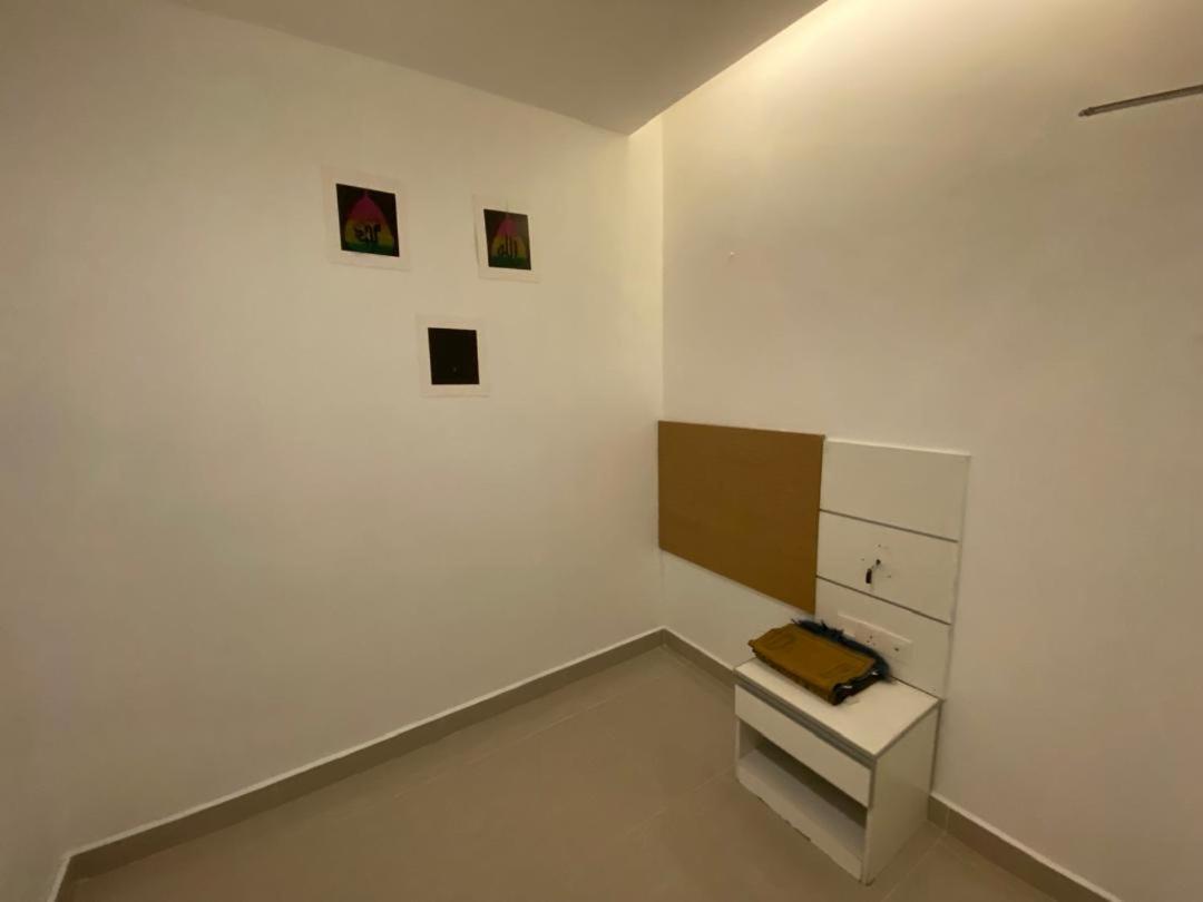 Bangi Business Hotel Kampong Sungai Ramal Dalam Ngoại thất bức ảnh