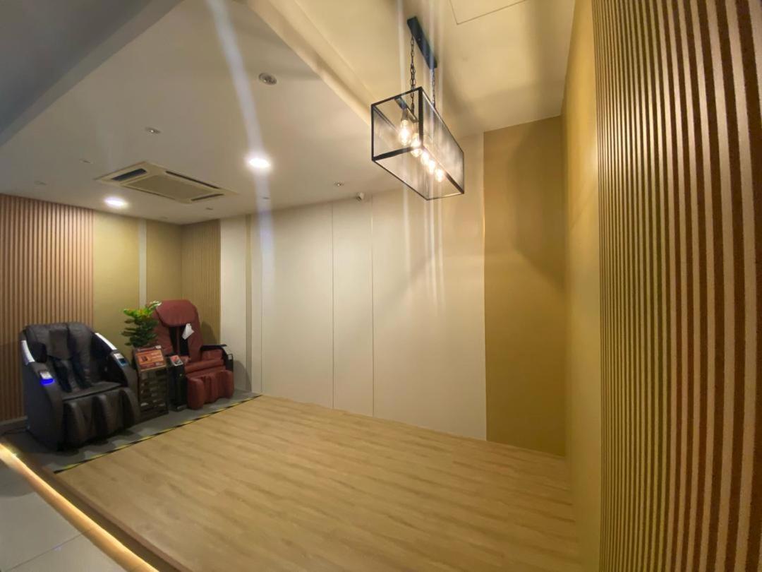 Bangi Business Hotel Kampong Sungai Ramal Dalam Ngoại thất bức ảnh