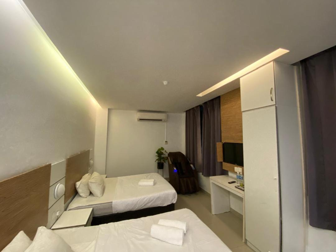 Bangi Business Hotel Kampong Sungai Ramal Dalam Ngoại thất bức ảnh